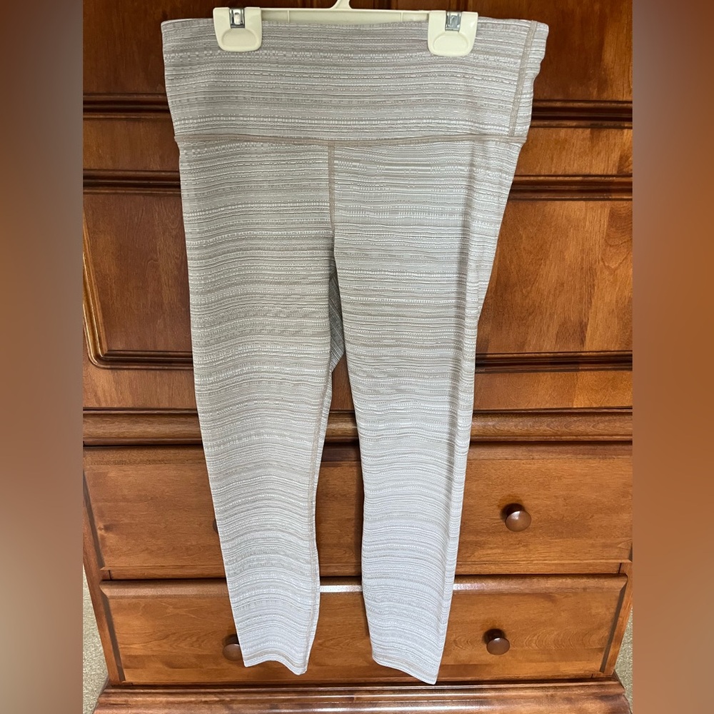 Athleta Textured Cream leggings